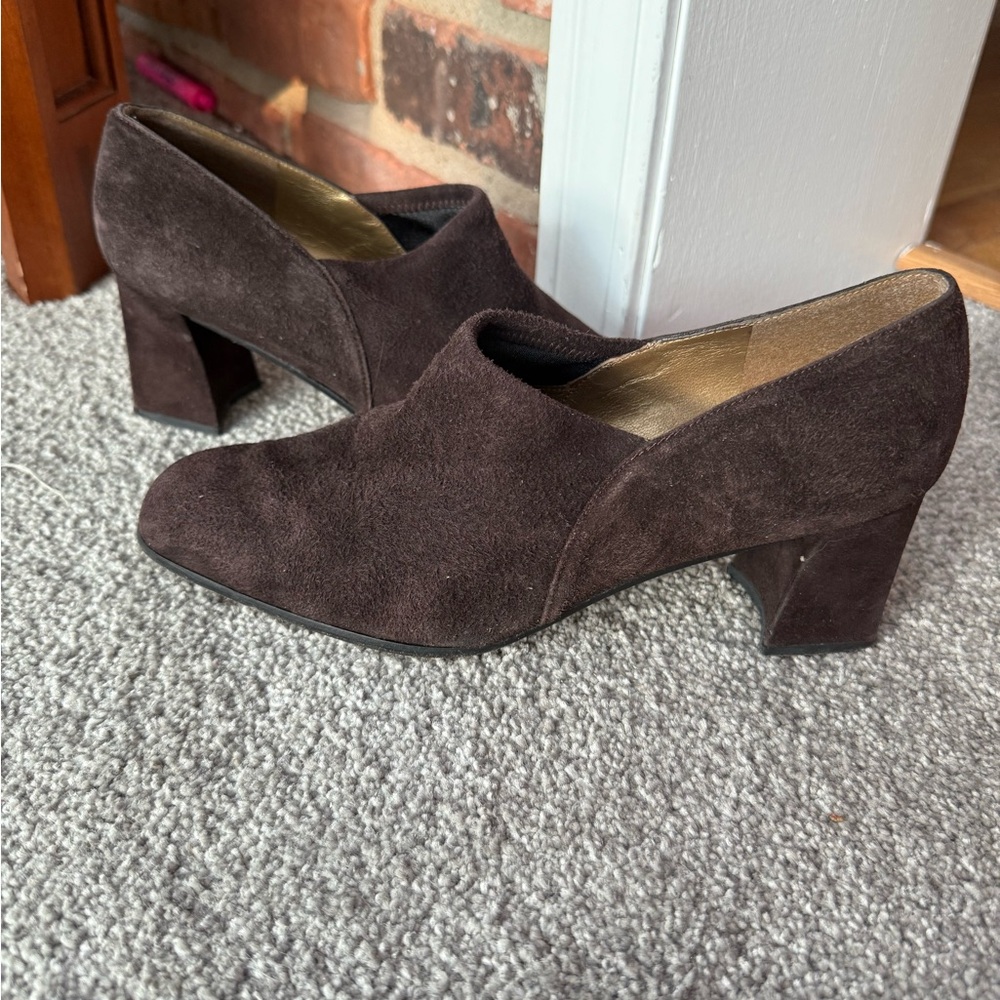 Stuart Weitzman Womens Brown‎ Heels Size 5